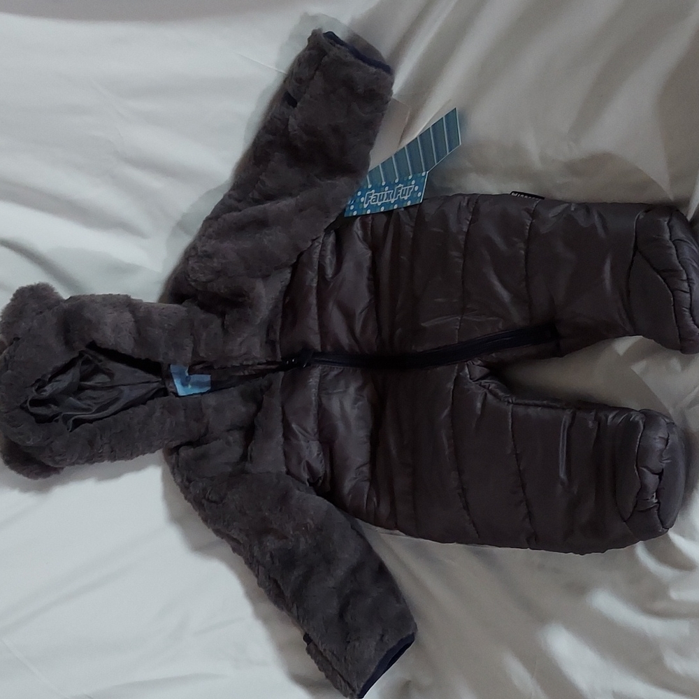 Baby wippette snow suit